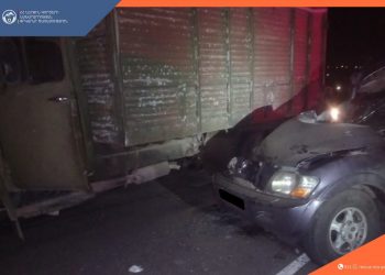 Երևան-Գյումրի ավտոճանապարհին բեռնատարների բախման հետևանքով կան վիրավորներ, այդ թվում՝ անչափահաս