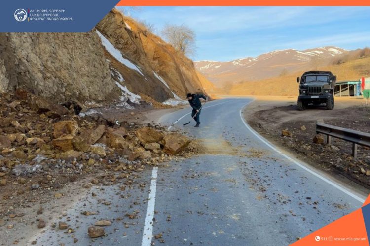 Քարաթափում՝ Տաթև-Լծեն ճանապարհին․ այն դարձել է միակողմանի երթևեկելի