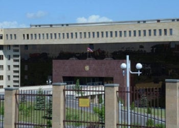 Ադրբեջանի ԶՈւ-ն կրակ է բացել Խնածախի ուղղությամբ, վնասվել է բնակելի տուն․ ՊՆ