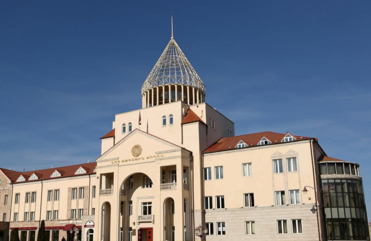 Արցախի խորհրդարանը Շվեյցարիայի իշխանություններին ԼՂ հայերի վերադարձի հարցով միջազգային քննարկումներ սկսելու կոչ է արել