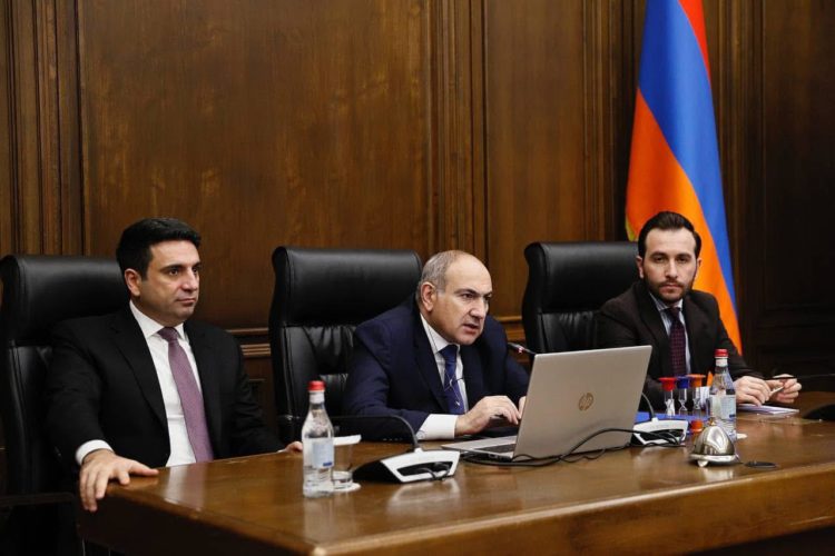 Փաշինյանը ՔՊ-ին հրահանգել է Բաքվի պահանջները չկատարելու դեպքում բնակչությանն սպառնալ պատերազմով․ ԶԼՄ