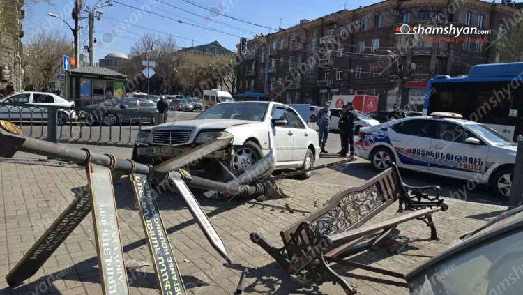 Երևանում 20 համարի ավտոբուսը բախվել է Mercedes-ին․ կան տուժածներ․ ԶԼՄ