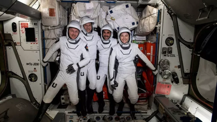 SpaceX-ի տիեզերանավն առաջին անգամ ուղեծրային թռիչք է կատարել Երկրի բևեռների վրայով