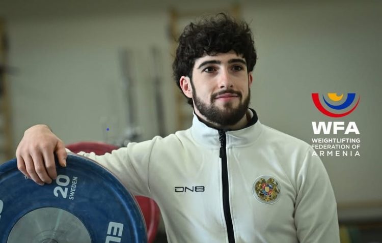 Армянский тяжелоатлет стал бронзовым призером чемпионата Европы