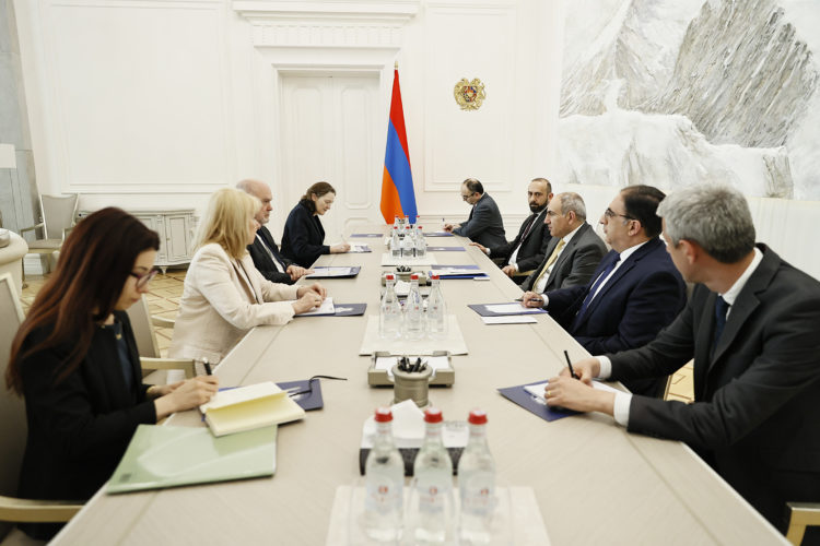 Վարչապետը ԵԱՀԿ գլխավոր քարտուղարի հետ քննարկել է Հայաստանի և Ադրբեջանի միջև խաղաղության գործընթացը