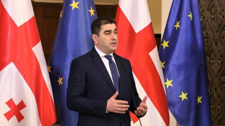 Վրաստանի խորհրդարանի նախագահն արևմտյան դեսպաններին կոչ է արել չմիջամտել երկրի գործերին