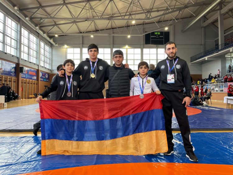 Հայ պատանի ըմբիշները մեդալներ են նվաճել