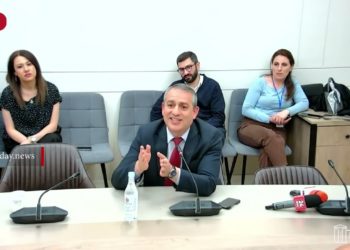 Ո՞նց կարելի է պատգամավորին ասել՝ «իմ համար Վիլեն ես»․ ՔՊ պատգամավորը՝ լրագրողական էթիկայի մասին