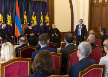 Գարեգին Բ-ն EAJ համաժողովի մասնակիցների հետ հանդիպմանը կարևորել է արցախցիների իրավունքների պաշտպանությունը