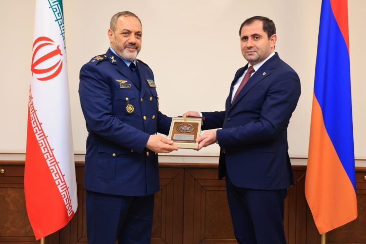 Պապիկյանը և Նասիրզադեն քննարկել են Հայաստանի և Իրանի համագործակցությանը վերաբերող հարցեր