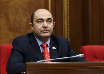 Էդմոն Մարուքյանը մտադիր է համոզել ընդդիմության առաջնորդներին միանալ Փաշինյանի իմփիչմենթի նախաձեռնությանը․ ԶԼՄ