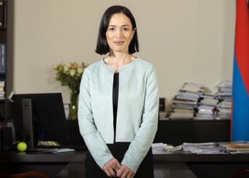 Լավ սովորեք, որ լավ ապրեք. ԿԳՄՍ նախարարը՝ շրջանավարտներին