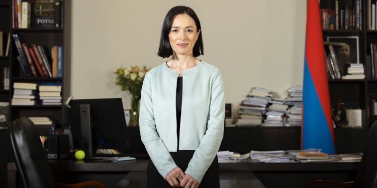 Լավ սովորեք, որ լավ ապրեք. ԿԳՄՍ նախարարը՝ շրջանավարտներին
