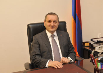 Քաղավիացիայի նախկին պետին ու նրան փոխկապակցված 9 անձանց հրավիրել են դատախազություն