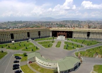 Ներքին Հանդում ադրբեջանական կրակոցների հետևանքով բնակելի տուն է վնասվել. ՊՆ