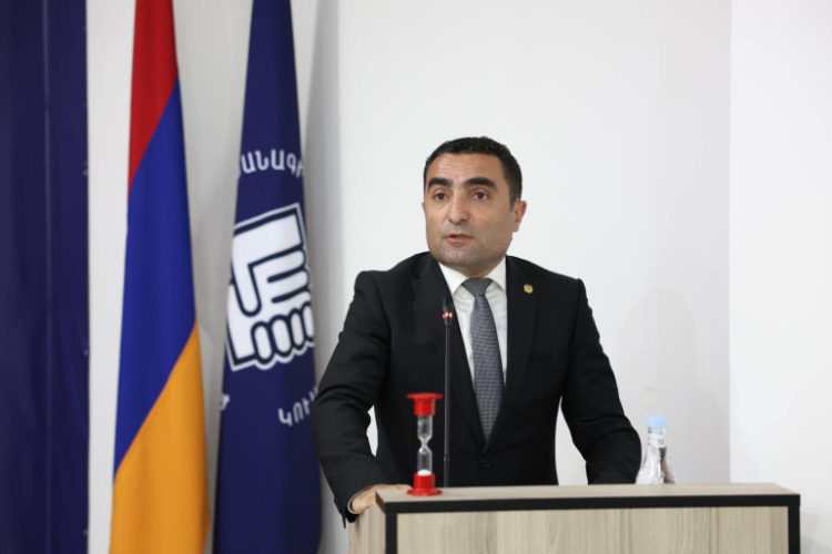 СМИ: назначенный государством управляющий «Элсетей» начал увольнять руководящий состав компании