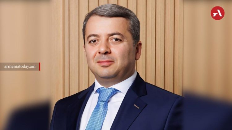 Փաշինյանը ջանում է իրավական տրամաբանություն հաղորդել արդեն արված ու ծրագրվելիք ապօրինություններին․ Իգնատյան