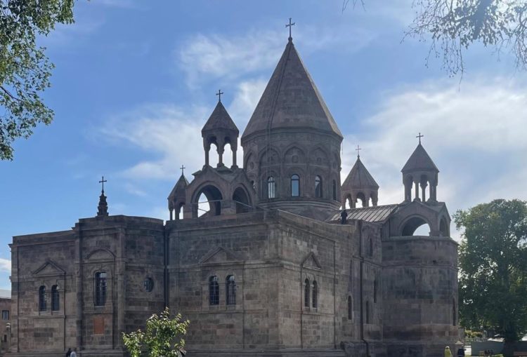 Մայր Աթոռում կատարվել են եկեղեցականների նոր նշանակումներ