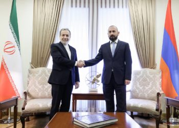 Արաղչին շնորհակալություն է հայտնել Միրզոյանին Իրանի և Իսրայելի միջև պատերազմի առումով Երևանի դիրքորոշման համար