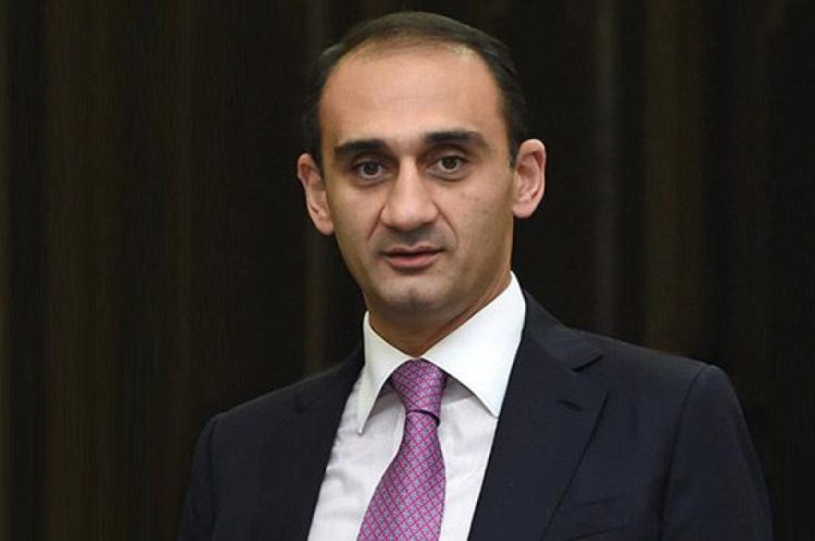 Экс-главу КГД Армении задержали по делу об отмывании денег
