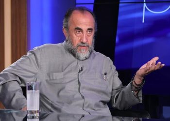 Ես Միքայել արքեպիսկոպոս Աջապահյանն եմ, ինձ Գևորգ մի դիմեք. սրբազան
