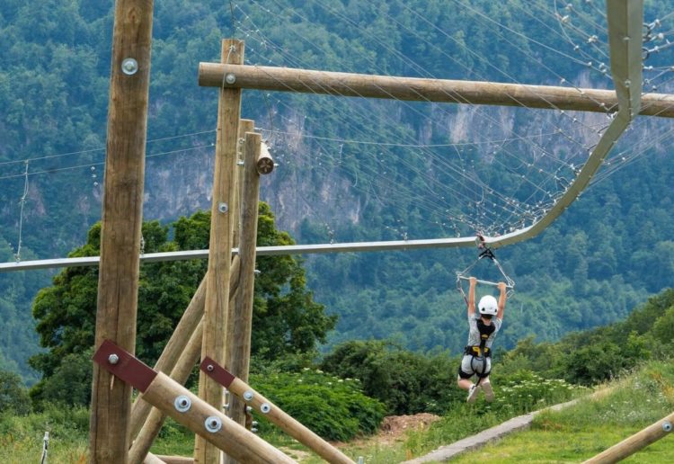 Компания Yell Extreme Park прокомментировала инцидент с падением гражданина в парке Енокаван