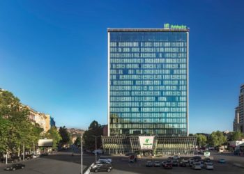 Վրաստանի Holiday Inn հյուրանոցում կրակոց է հնչել, քաղաքացին սպառնացել է աշխատակիցներին