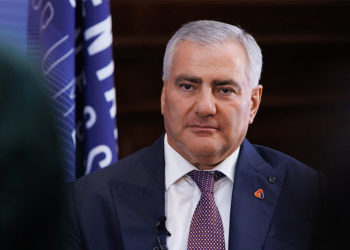 Համայնքապետերին հանձնարարվել է ազդել բնակիչների վրա, որպեսզի չընդունեն «Տաշիր» հիմնադրամի՝ սեպտեմբերի 1-ի նվերները․ ԶԼՄ