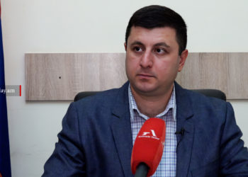 «Ռիսկային է», և «մարտական հերթափոխի խնդիրը կխորանա»․ Աբրահամյանը՝ ժամկետային զինծառայության կրճատման մասին