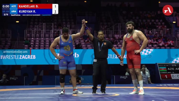 Армянский борец победил азербайджанца на чемпионате мира по греко-римской борьбе