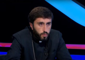 Փաշինյանը Տեր Արամ քահանա Ասատրյանին ամեն կերպ կփորձի դարձնել կաթողիկոս․ ԶԼՄ