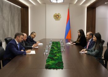 ՀՀ ԱԽ քարտուղարը և ՌԴ դեսպանը քննարկել են տարածաշրջանային վերջին զարգացումները