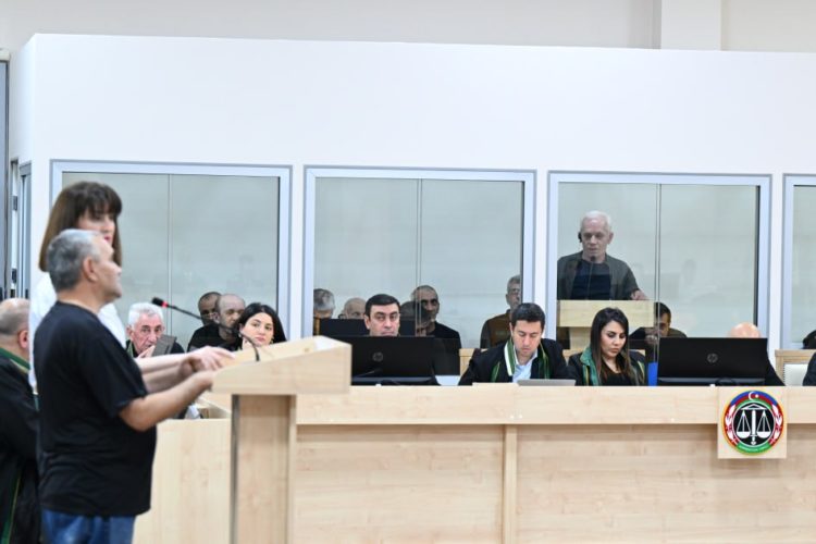 Բաքվում դատվող Լևոն Մնացականյանը հերքել է ադրբեջանական կողմի մեղադրանքները
