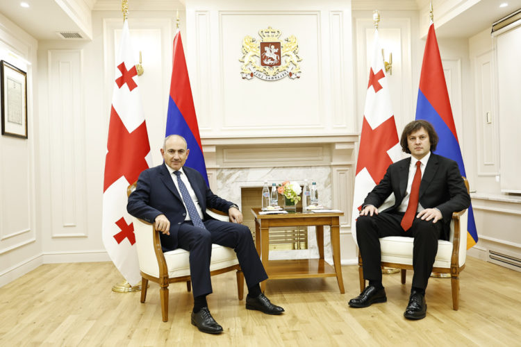 Փաշինյանը և Կոբախիձեն քննարկել են ռազմավարական գործընկերության օրակարգին վերաբերող հարցեր