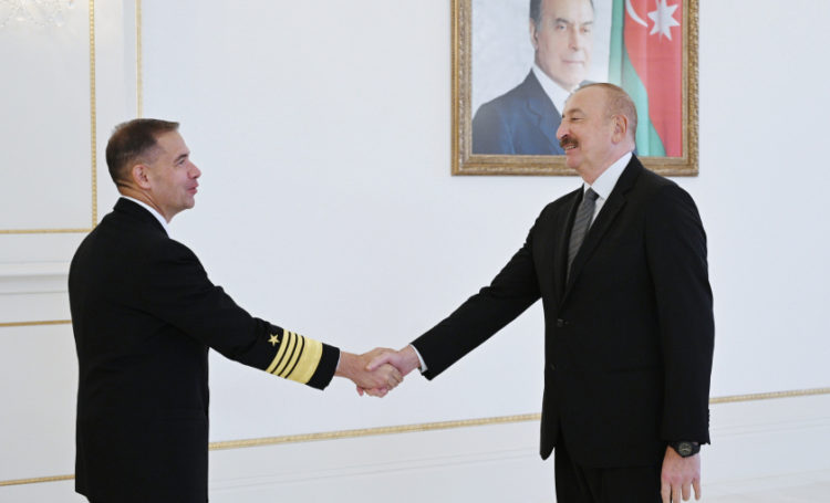 ԱՄՆ CENTCOM-ի հրամանատարը Բաքվում քննարկել է Ադրբեջանի հետ համագործակցության հեռանկարները