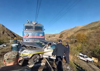 Բեռնատար գնացքի և ավտոմեքենայի բախման հետևանքով մեկ մարդ է զոհվել