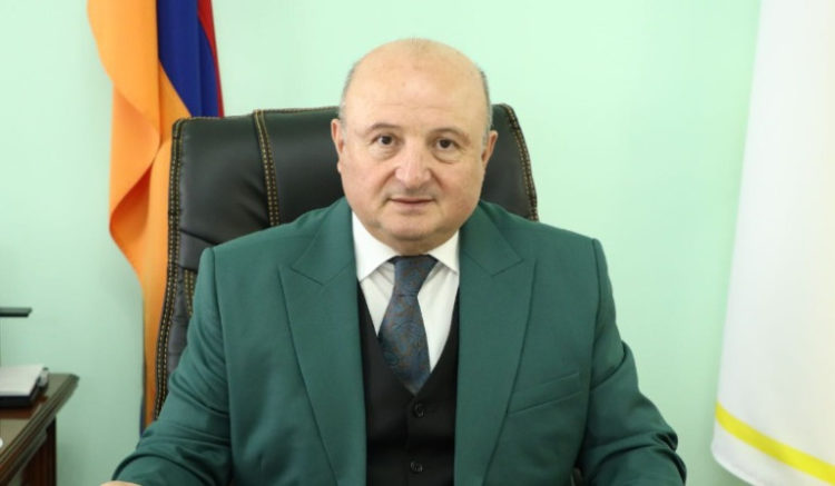 «Գործում ենք օրենքին համաձայն». Գյումրիի քաղաքապետը ձերբակալությունից առաջ դիմել է քաղաքացիներին
