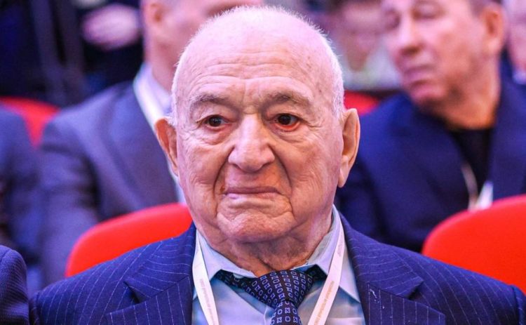 Футболист Никита Симонян скончался на 100-м году жизни