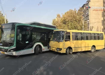Երևանի Բաբաջանյան փողոցում բախվել են MAN և ISUZU մակնիշի ավտոբուսները․ ԶԼՄ