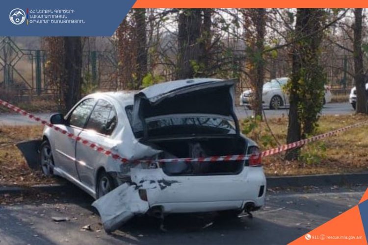Два человека пострадали в ДТП на трассе Ереван–Севан