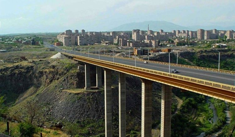 Վաղարշյան փողոցից դեպի Սասնա Ծռերի փողոցի ուղղությամբ փակ են լինելու երթևեկելի 2 ուղղության 2-րդ գոտիները․ Երևանի քաղաքապետարան