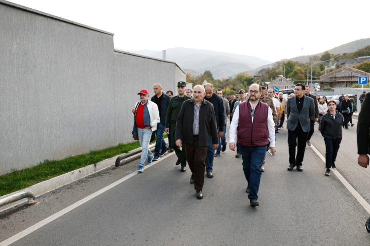 Կիրանցի բնակիչներին արգելվել է դուրս գալ իրենց տներից Փաշինյանի այցերի ժամանակ․ ԶԼՄ