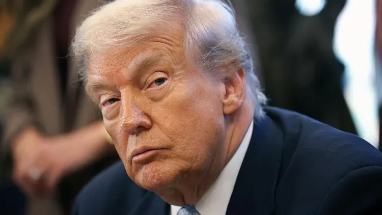 Трамп подписал законопроект о полном раскрытии материалов по делу Джеффри Эпштейна