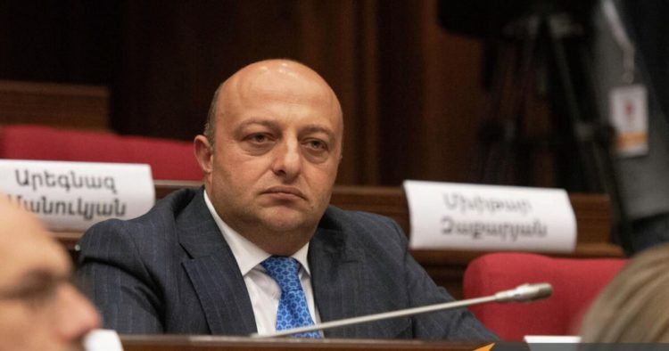 Արթուր Սարգսյանի կալանքը փոխարինվել է տնային կալանքով