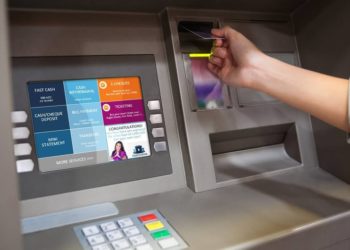 Երևանում հայտնի պաշտոնյայի բանկային քարտից նրա կինը 4 մլն դրամ է հափշտակել․ ԶԼՄ