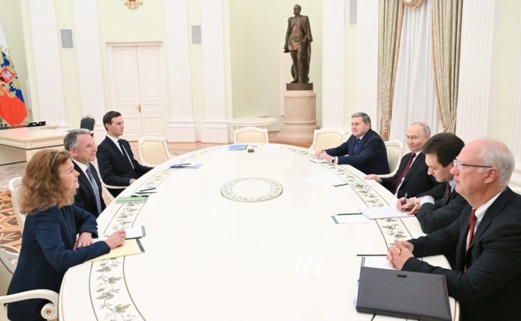 Ուշակովը հայտնել է Պուտինի՝ հակամարտության կարգավորման ԱՄՆ ծրագրի հետ մասնակի համաձայնության մասին