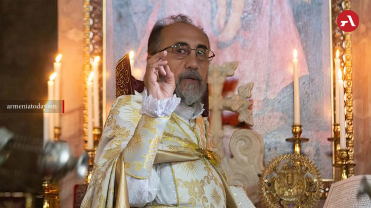 Архиепископа Микаэла Аджапахяна успешно прооперировали