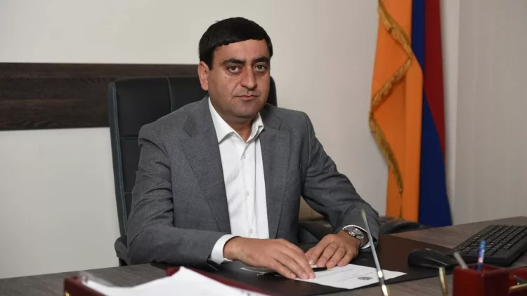 Փաշինյանը դժգոհ է Էջմիածնում տեղի ունեցած հավաքի արդյունքներից. ԶԼՄ-ն հայտնել է Արմավիրի մարզպետի հնարավոր հրաժարականի մասին