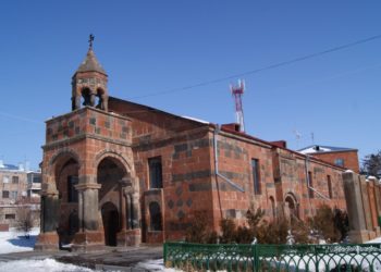 Թալինի ղեկավարը խոչընդոտել է Սուրբ Աստվածածին եկեղեցում պատարագի անցկացումը. կոմիտե