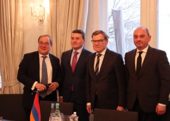 Հայաստանի և Ադրբեջանի դեսպանները Բունդեսթագում քննարկել են խաղաղության հեռանկարները